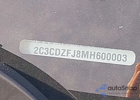 2021 Dodge Challenger R/T Scat Pack z USA, uszkodzony, nr VIN 2C3CDZFJ8MH600003